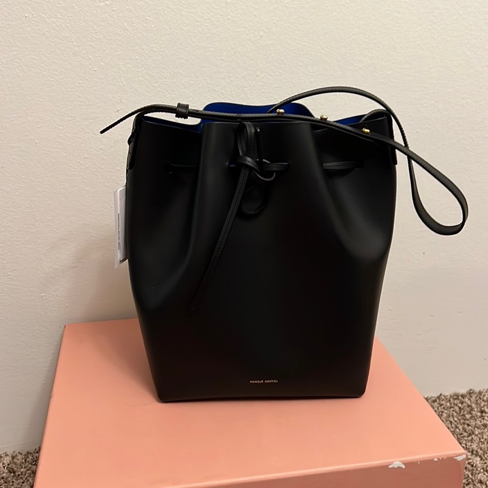 NWT Mansur Gavriel Bucket Bag Black/Royal Blue